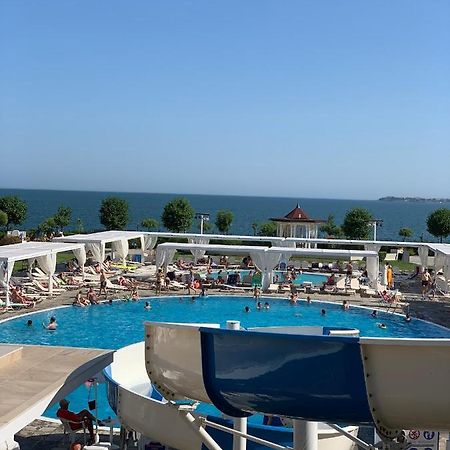 Private Apartment 49 In Prestige Fort Beach Hotel Sveti Vlas Buitenkant foto