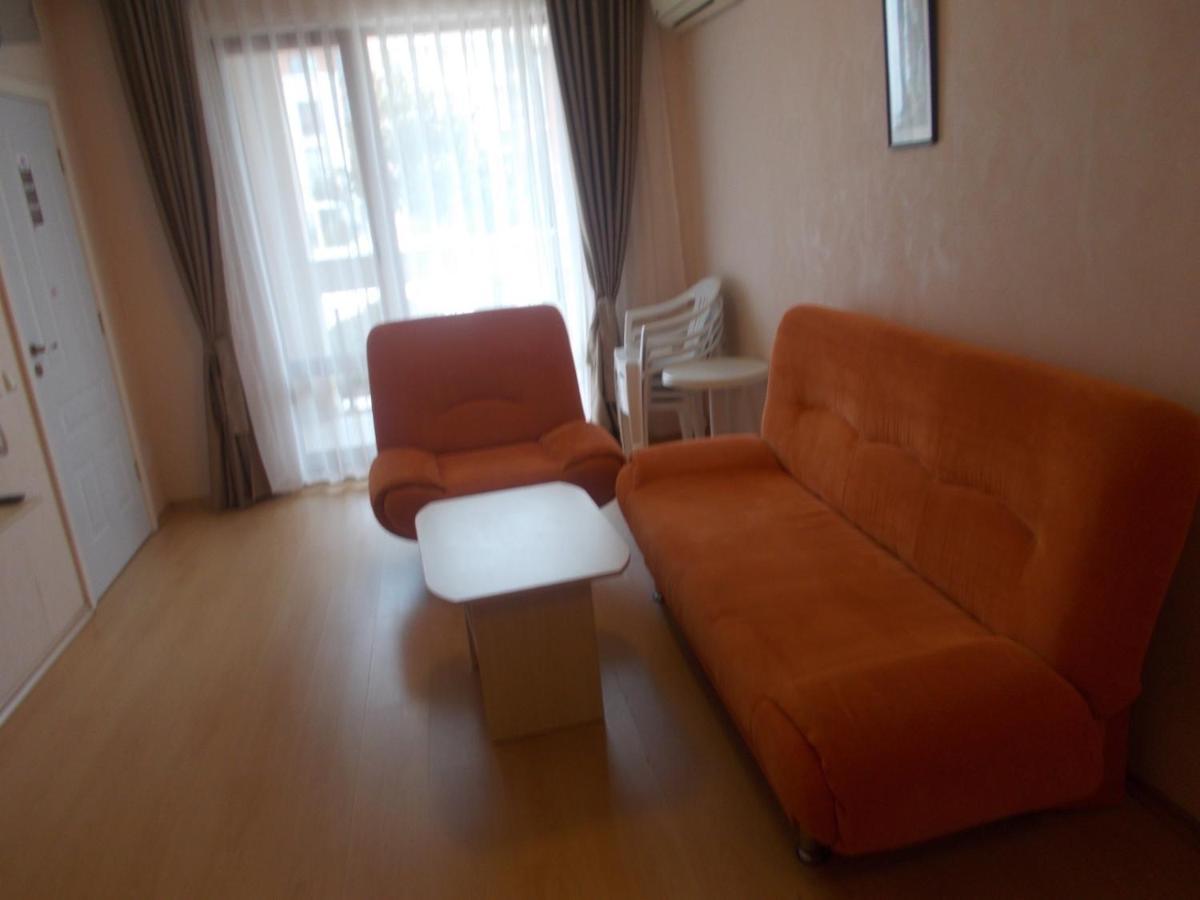 Private Apartment 49 In Prestige Fort Beach Hotel Sveti Vlas Buitenkant foto