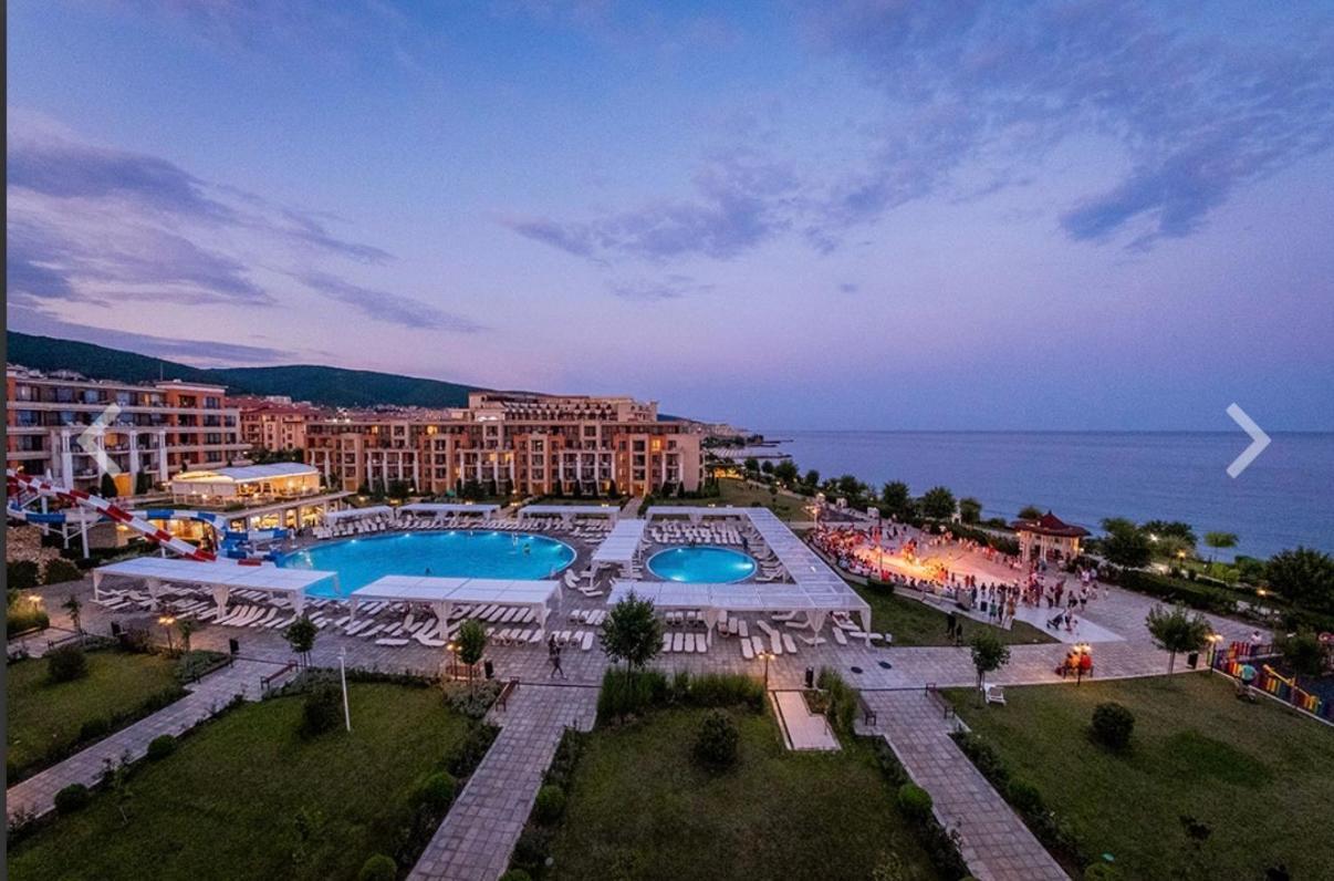 Private Apartment 49 In Prestige Fort Beach Hotel Sveti Vlas Buitenkant foto