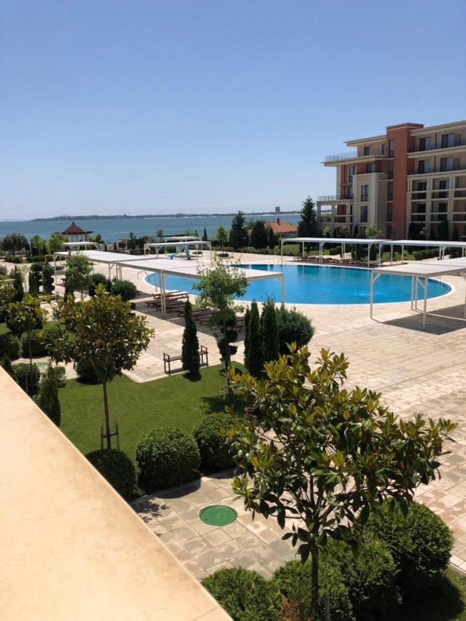 Private Apartment 49 In Prestige Fort Beach Hotel Sveti Vlas Buitenkant foto