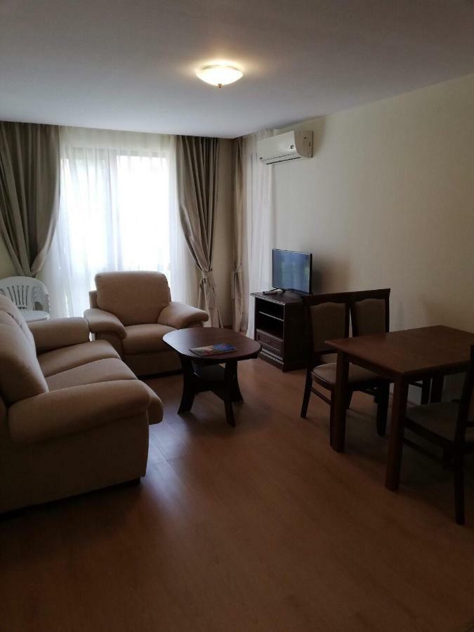 Private Apartment 49 In Prestige Fort Beach Hotel Sveti Vlas Buitenkant foto