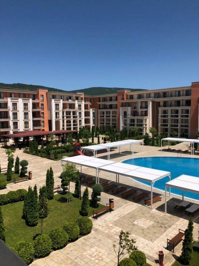 Private Apartment 49 In Prestige Fort Beach Hotel Sveti Vlas Buitenkant foto