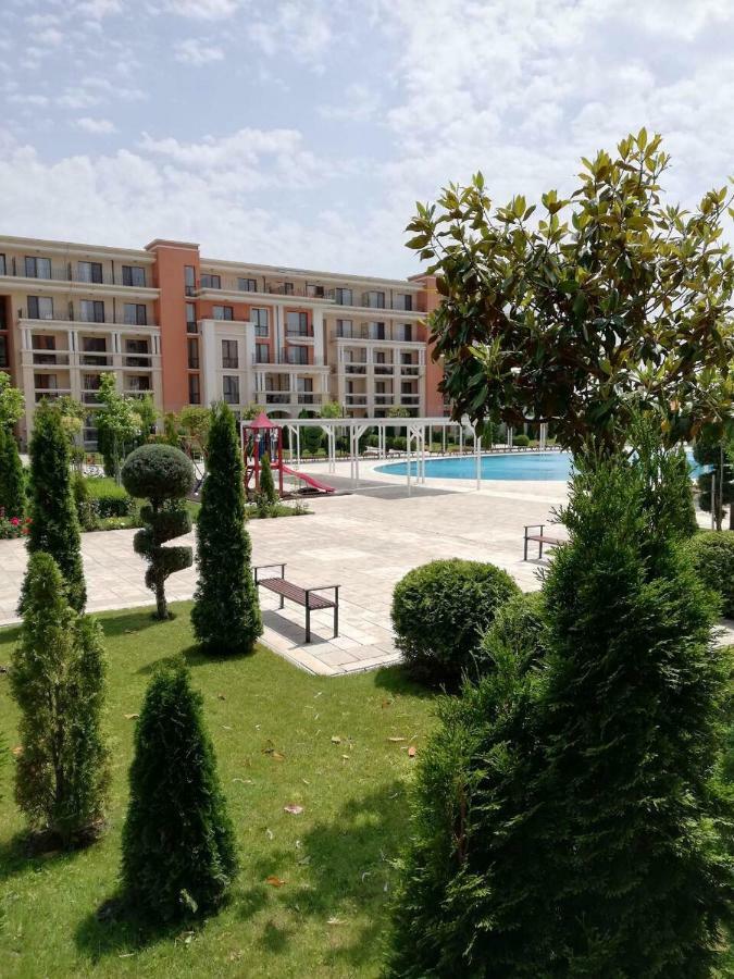 Private Apartment 49 In Prestige Fort Beach Hotel Sveti Vlas Buitenkant foto