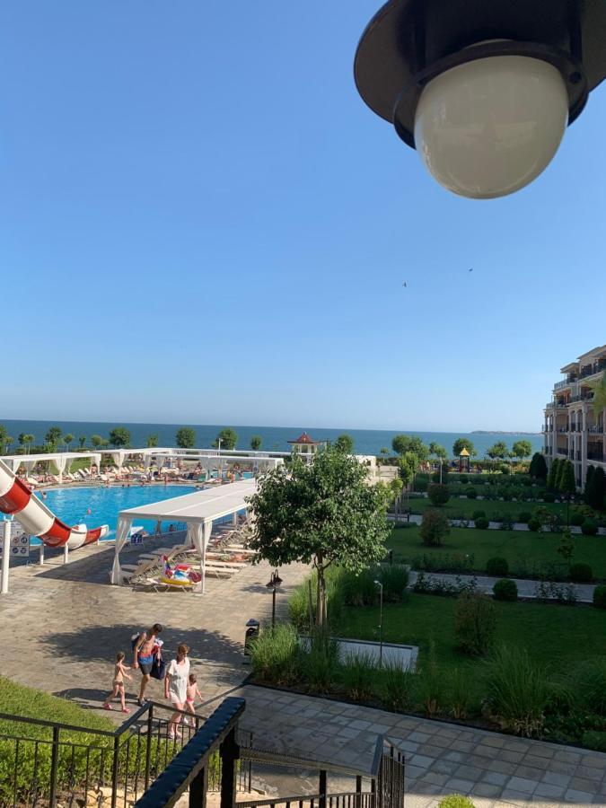 Private Apartment 49 In Prestige Fort Beach Hotel Sveti Vlas Buitenkant foto